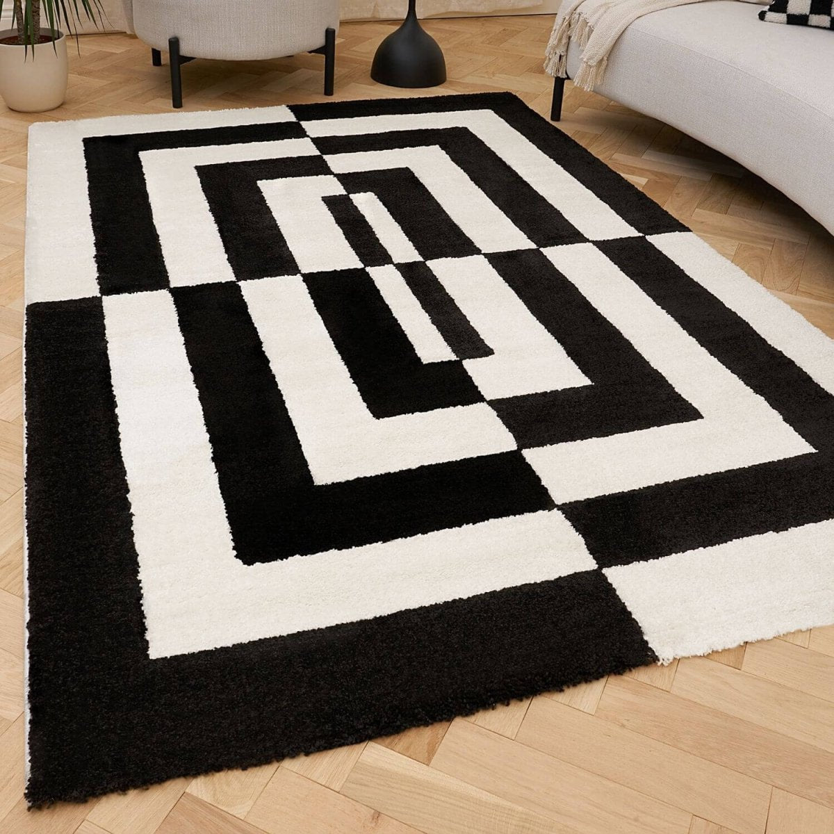 Joli Geometric Black & White Rug - The Rugs - Art Fever