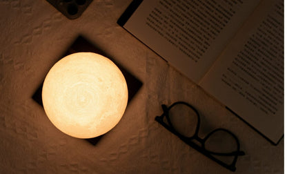 Smart Lunar Spin Lamp by Gingko Design - Art Fever - Art Fever
