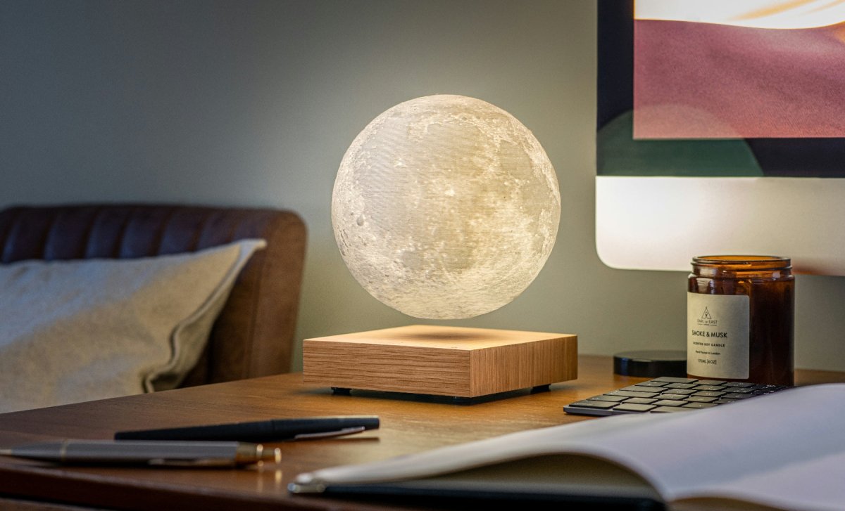 Smart Moon Lamp by Gingko Design - Art Fever - Art Fever