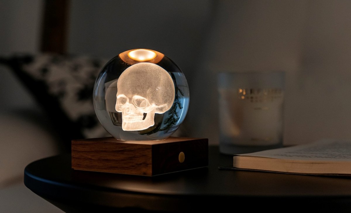 The Amber Crystal Light - Skull by Gingko Design - Art Fever - Art Fever