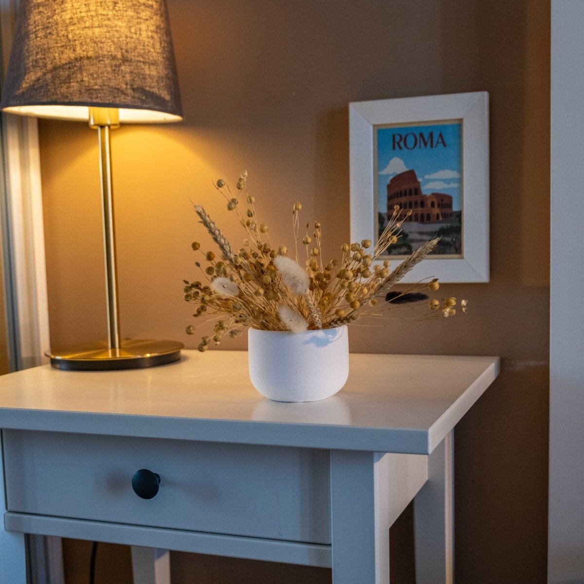 WHITE CONCRETE PINE POT - Gloria Home - Art Fever