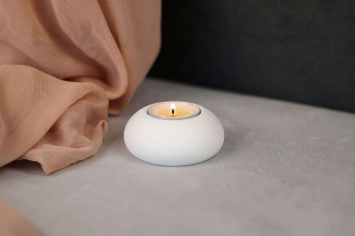 WHITE CONCRETE TEALIGHT HOLDER - Gloria Home - Art Fever