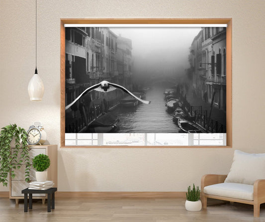 Seagull from the mist Venice Printed Picture Photo Roller Blind - 1X1087056 - Art Fever - Art Fever